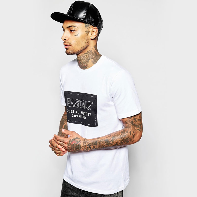T-Shirt Weekday Crew Sweatshir